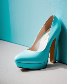 turquoise pumps by nina konig for burberry